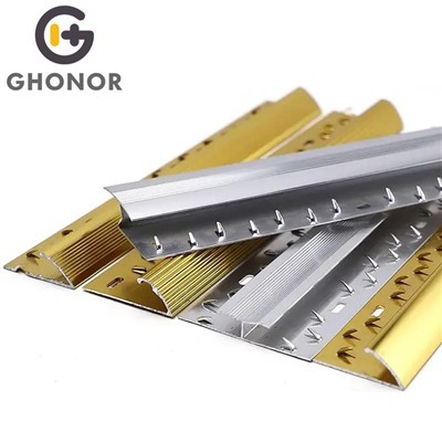 Stráice Tairsí Cairpéad Alúmanam